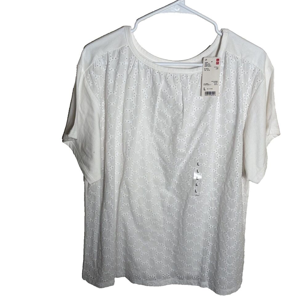 Uniqlo T-Shirt Women's Large Short Sleeve White Round Neck Eyelet Lace Top